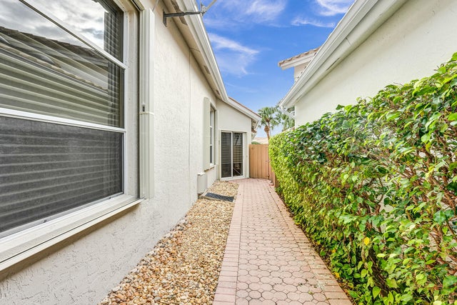 5 of 54 - 6675 Nw 25th Way, Boca Raton, FL