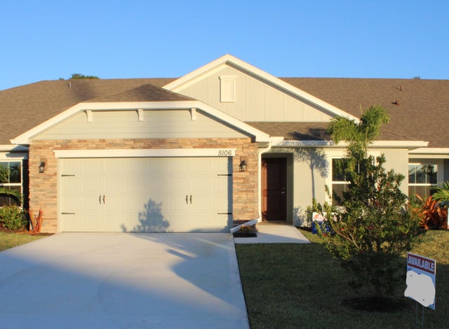 1 of 35 - 5106 Modeno St, Fort Pierce, FL