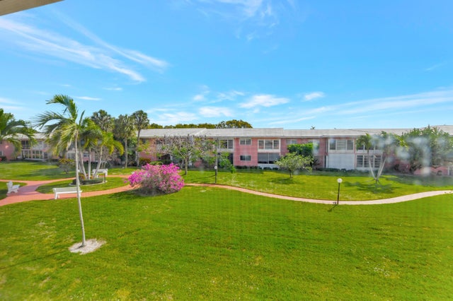 1 of 19 - 300 Ne 20th Street #6100 #610, Boca Raton, FL