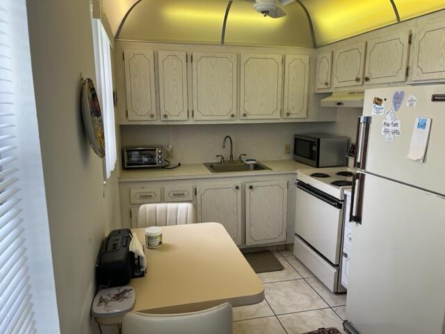 4 of 21 - 61 Dorset B, Boca Raton, FL