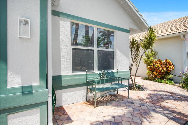 4 of 37 - 144 Pepper Lane, Jensen Beach, FL