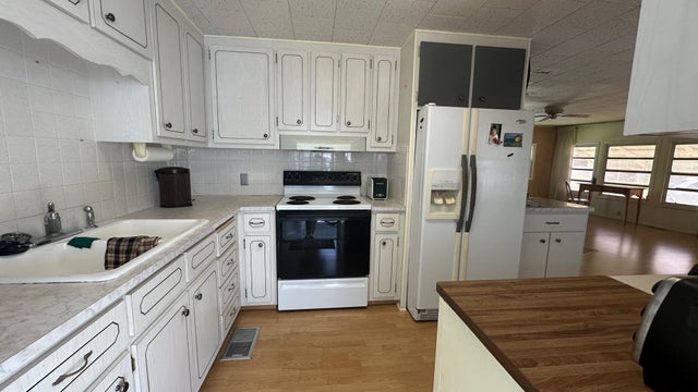 4 of 27 - 4300 Se Saint Lucie Boulevard #175, Stuart, FL