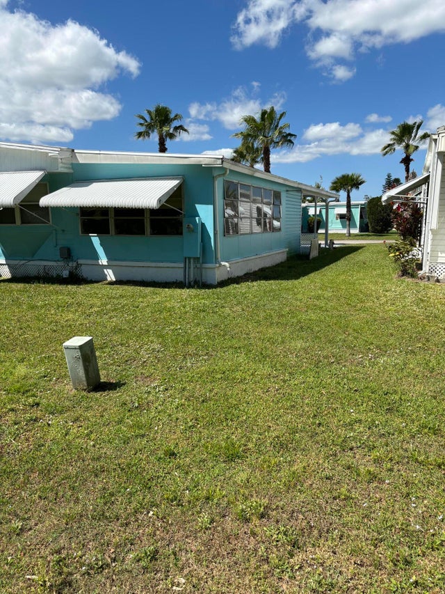 4 of 22 - 38 Golf Drive Dr, Port Saint Lucie, FL