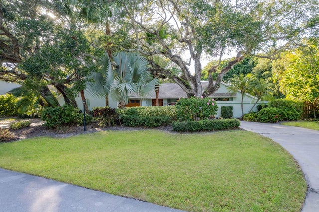 1 of 90 - 1160 Driftwood Dr, Vero Beach, FL