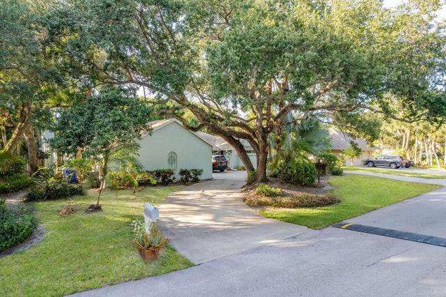 5 of 90 - 1160 Driftwood Dr, Vero Beach, FL