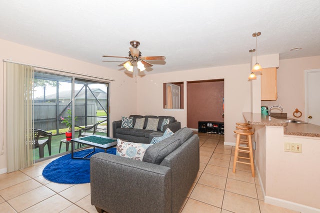 3 of 41 - 3914 Nw Cinnamon Tree Circle, Jensen Beach, FL