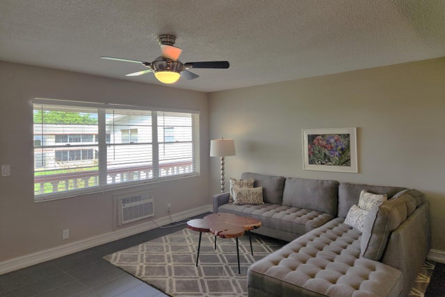 4 of 33 - 47 Andover B, West Palm Beach, FL