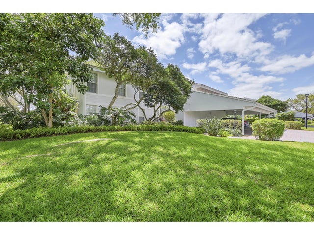 1 of 42 - 6245 Old Court Rd #202, Boca Raton, FL