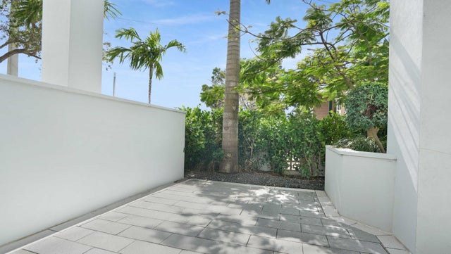 3 of 112 - 155 E Boca Raton Road #th3, Boca Raton, FL