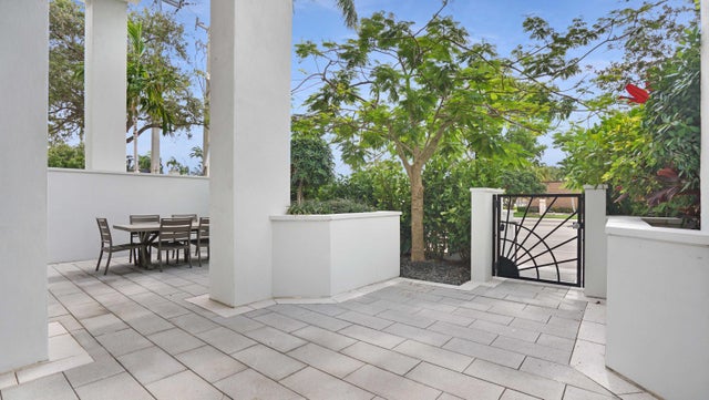 4 of 112 - 155 E Boca Raton Road #th3, Boca Raton, FL