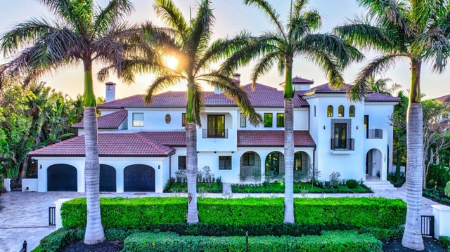 2 of 46 - 1207 Spanish River Rd, Boca Raton, FL