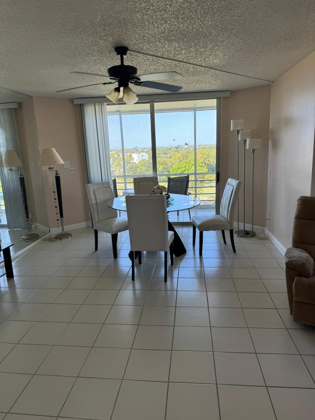 3 of 22 - 3465 Via Poinciana #806, Lake Worth, FL