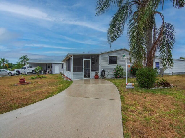 1 of 22 - 471 Tropical Isles Cir, Fort Pierce, FL