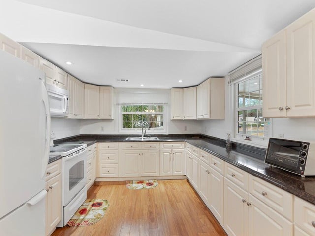 3 of 22 - 471 Tropical Isles Cir, Fort Pierce, FL