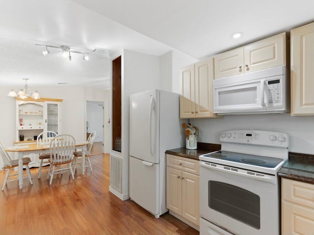 5 of 22 - 471 Tropical Isles Cir, Fort Pierce, FL