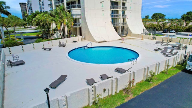 3 of 36 - 2000 Presidential Way #1401, West Palm Beach, FL