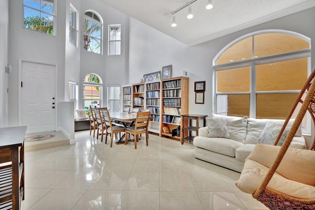 5 of 61 - 3768 Sw 50th Court, Fort Lauderdale, FL