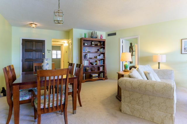 5 of 44 - 28 Yacht Club Dr #109, North Palm Beach, FL