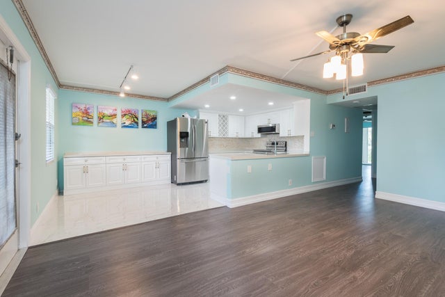 1 of 52 - 1053 Hythe C, Boca Raton, FL