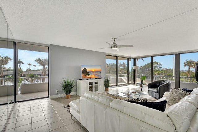 2 of 63 - 5550 N Ocean Dr #2b, Riviera Beach, FL