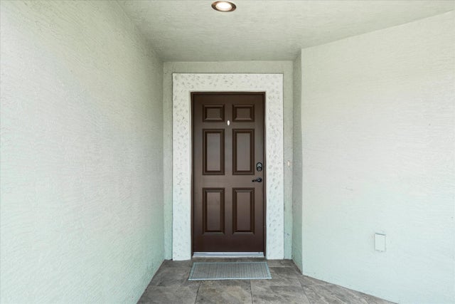 4 of 28 - 35 Alhambra S, Port Saint Lucie, FL