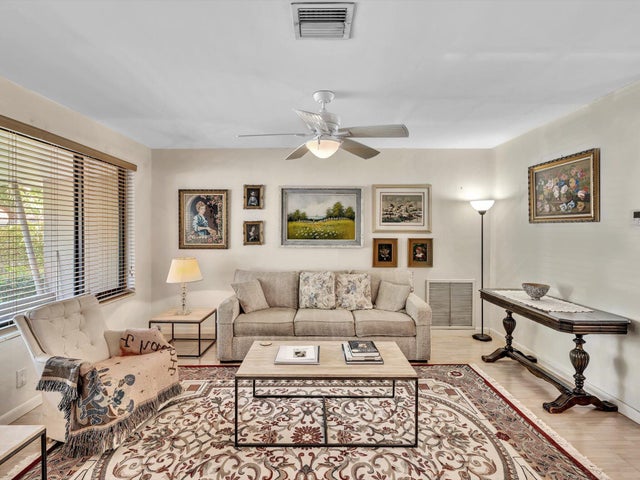 5 of 34 - 19321 Ne 18th Place, Miami, FL