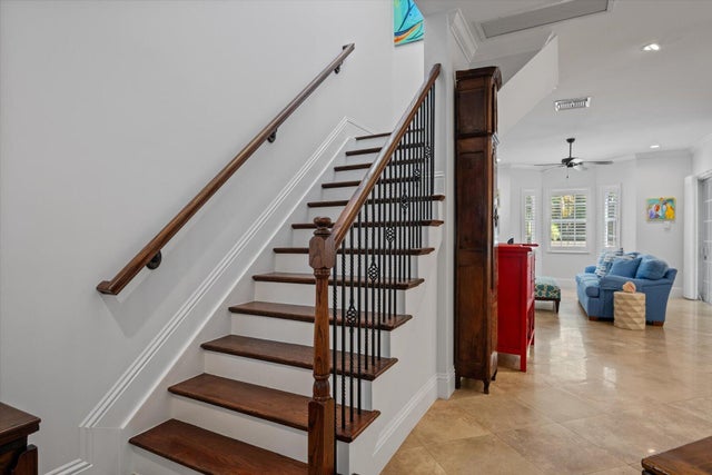 4 of 32 - 218 Mariner Court, North Palm Beach, FL