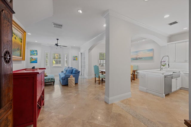 5 of 32 - 218 Mariner Court, North Palm Beach, FL