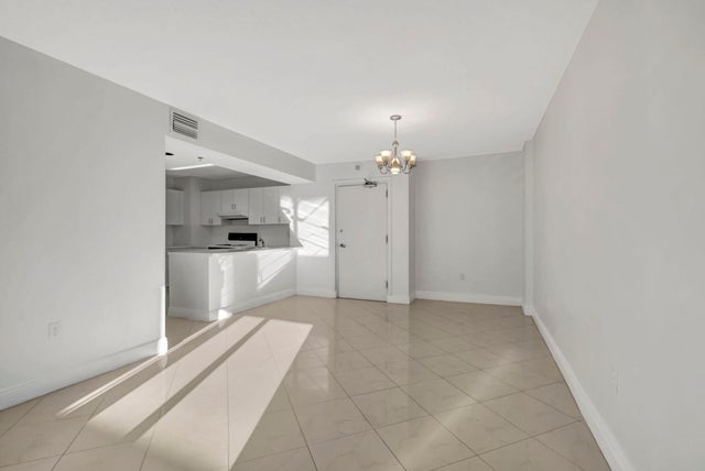 4 of 39 - 104 Sw 9th Street #1403, Miami, FL