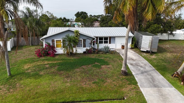 1 of 30 - 755 Sw Babbit Dr, Port Saint Lucie, FL
