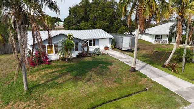 2 of 30 - 755 Sw Babbit Dr, Port Saint Lucie, FL
