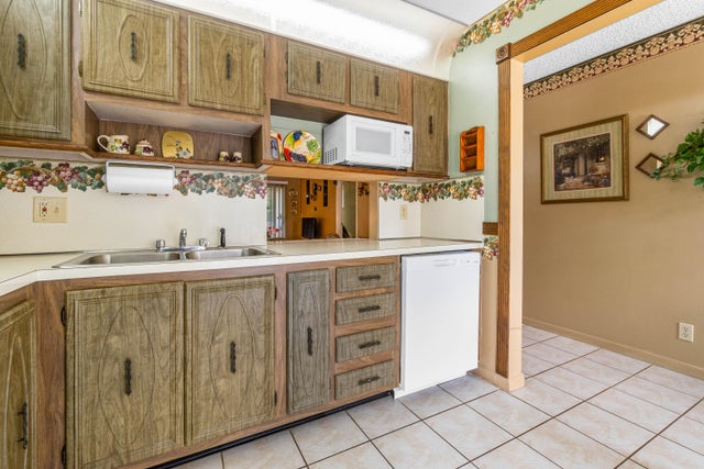 5 of 41 - 684 Marlboro Oval, Lake Worth, FL
