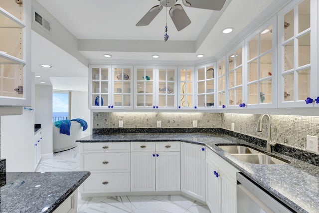 5 of 48 - 5420 N Ocean Drive #1401, Singer Island, FL