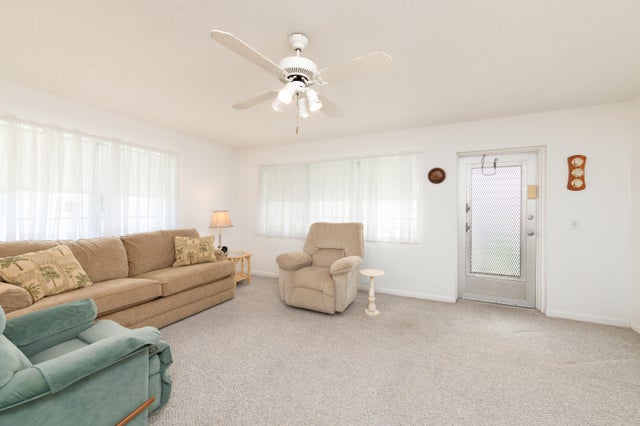 4 of 23 - 118 Kingswood F #118, West Palm Beach, FL
