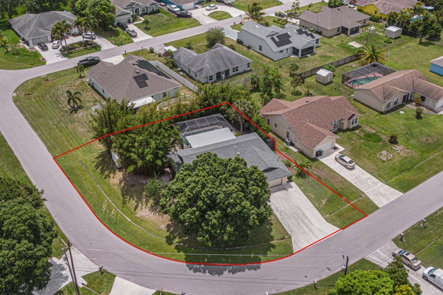 3 of 21 - 6738 Nw Daffodil Lane, Port Saint Lucie, FL