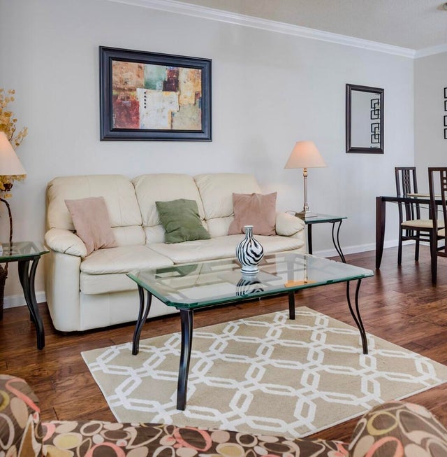 4 of 58 - 630 S Sapodilla Av #402, West Palm Beach, FL