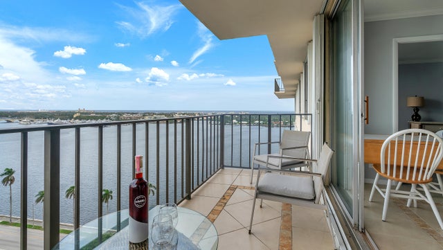 2 of 31 - 1801 S Flagler Dr #1804, West Palm Beach, FL