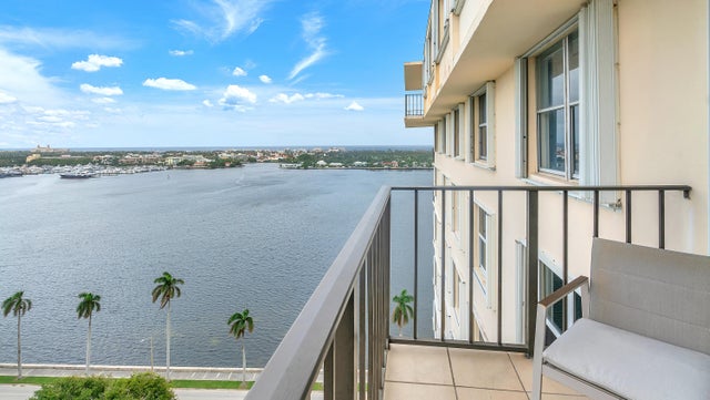 4 of 31 - 1801 S Flagler Dr #1804, West Palm Beach, FL