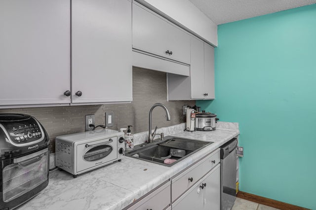 5 of 12 - 6018 Indrio Road #6, Fort Pierce, FL