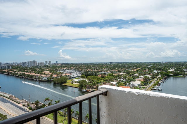 3 of 44 - 1201 S Ocean Dr #1911n, Hollywood, FL