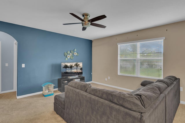 5 of 30 - 1615 Lexington Sq Sw, Vero Beach, FL