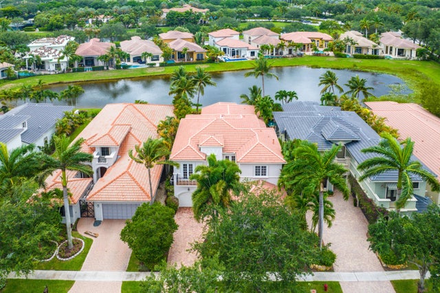 2 of 89 - 17952 Villa Club Way, Boca Raton, FL