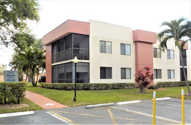 2 of 20 - 15036 Ashland Lane #69, Delray Beach, FL