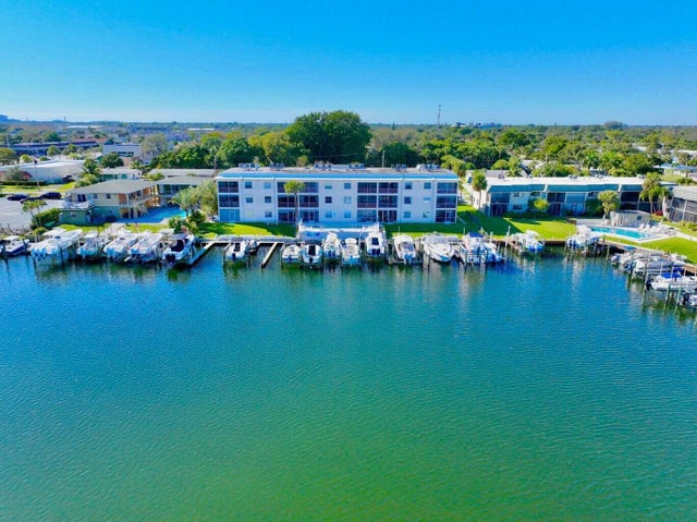 1 of 28 - 312 Northlake Drive #104, North Palm Beach, FL