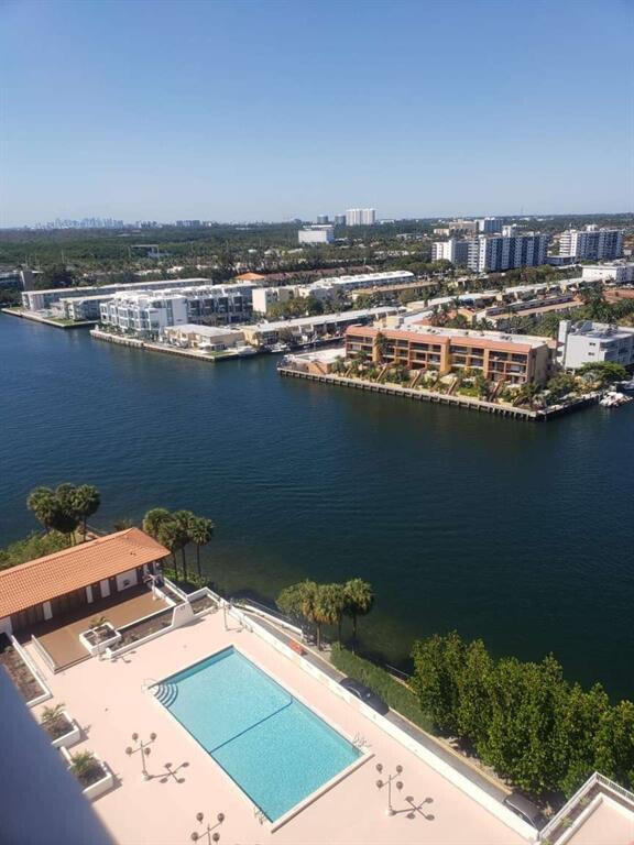 4 of 14 - 251 174th St #1611, Sunny Isles Beach, FL
