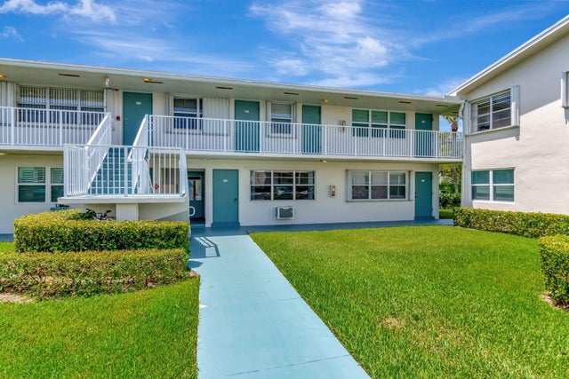 2 of 42 - 740 Horizons W #105, Boynton Beach, FL