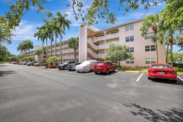 4 of 64 - 2004 Granada Dr #l2, Coconut Creek, FL