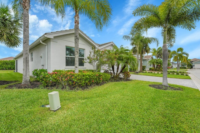 2 of 49 - 11081 Sw Carriage Hill Lane, Port Saint Lucie, FL