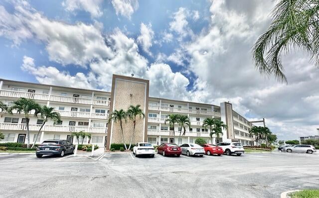 1 of 38 - 2078 Guildford E, Boca Raton, FL