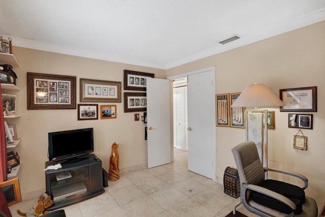 3 of 27 - 485 Lynbrook Court, Royal Palm Beach, FL